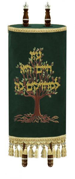 Torah Mantle Etz Chaim