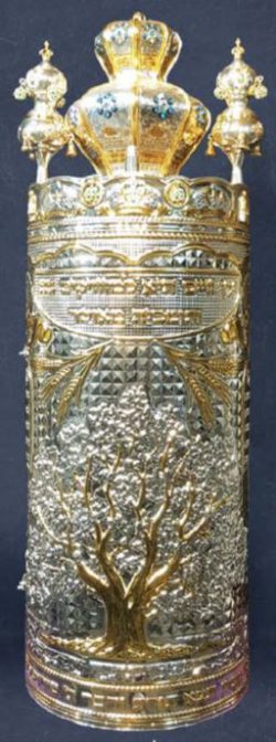 Torah Scroll Case and Finials; Kolkata, India; 1830 [69.71…